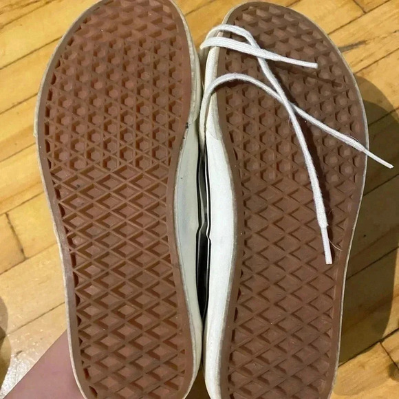 Floral  vans - Picture 4 of 6